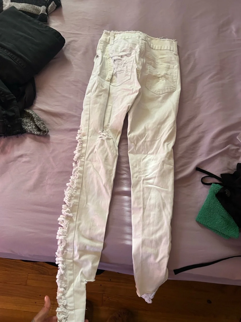 Distressed White Women's Skinny Jeans - Picture 2 of 2